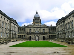英国爱丁堡大学研究生留学1年费用是多少？
