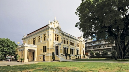 <em><em>伦敦</em><em>大学</em></em>是不是一个<em>大学</em>