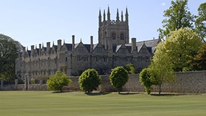 德保大学和霍夫斯<em>特拉</em>商<em>学院</em>哪个好