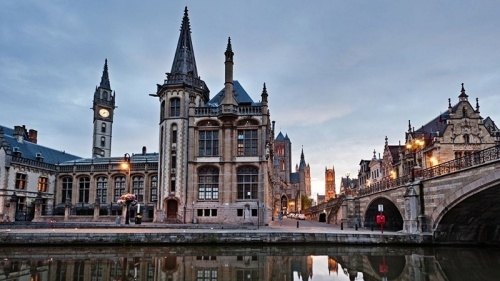 南京外国<em>语<em>学校</em></em>学费