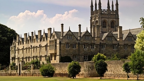 英国的<em>斯<em>旺西</em></em><em>大学</em>好不好？