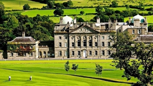<em>KewHighSchool</em>