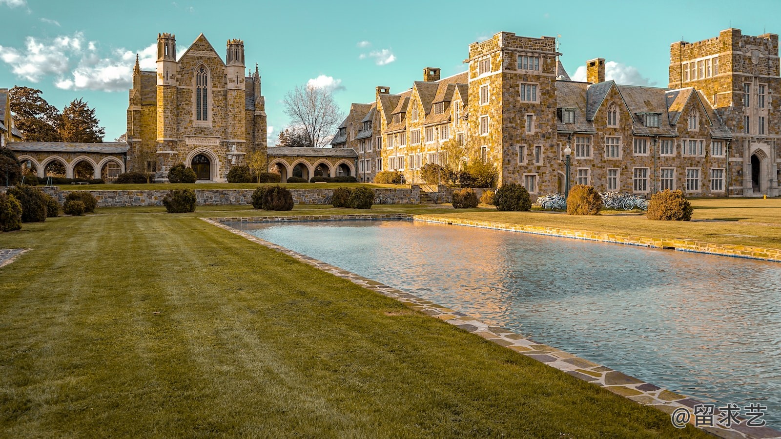 英国利物浦大学足球MBA