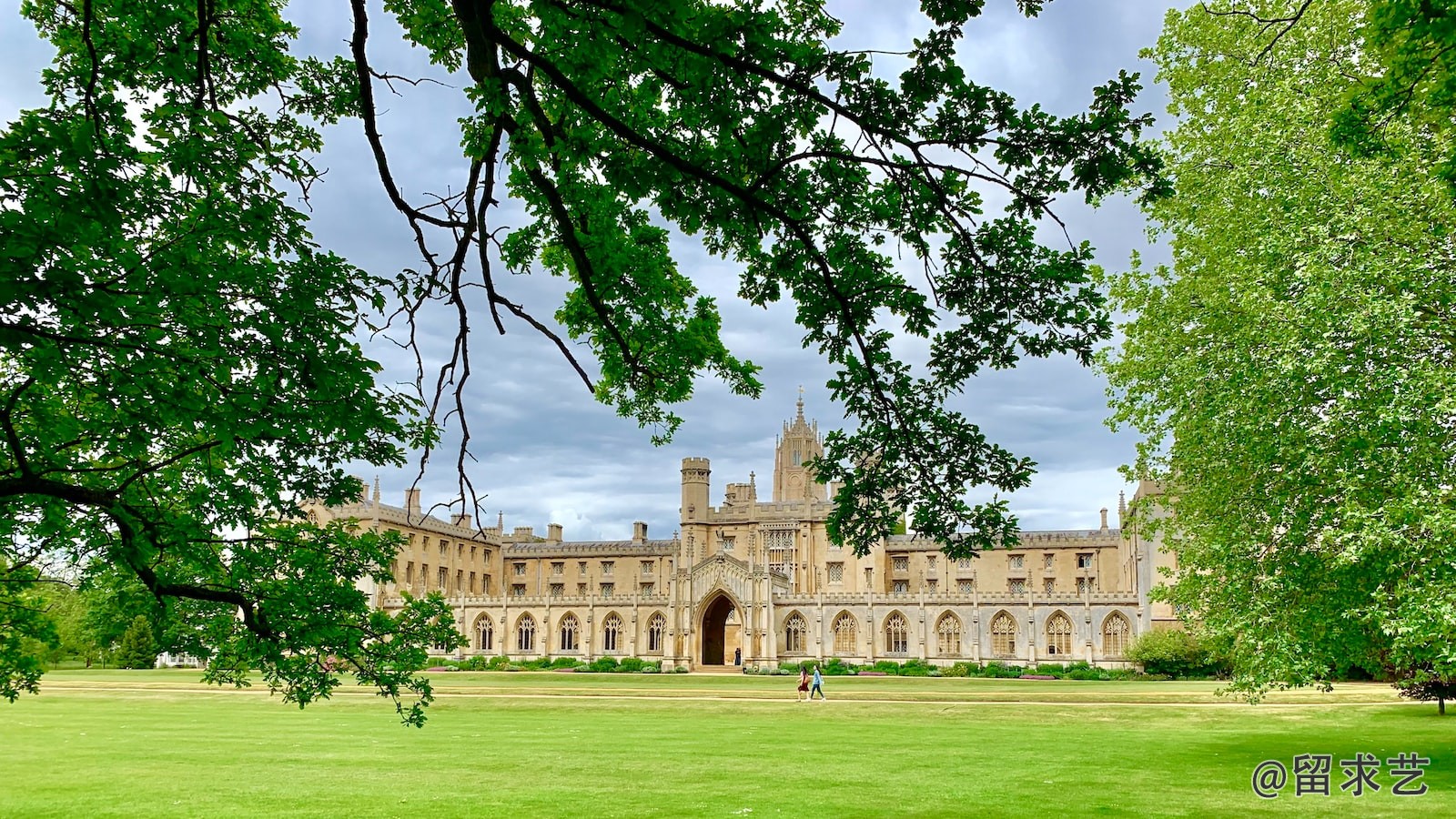 牛津大学的计算机科学及信息系统专业在英国排名第几