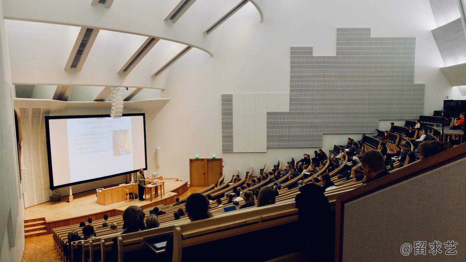 国内211大学与 的大学比较怎么样