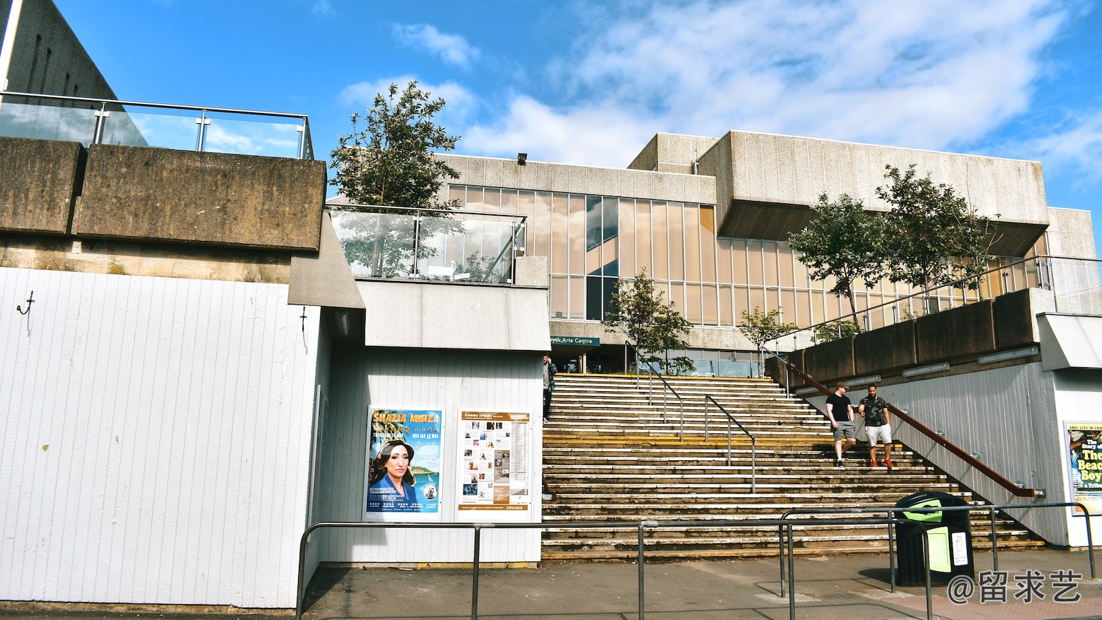 埃克塞特大学有奖学金吗