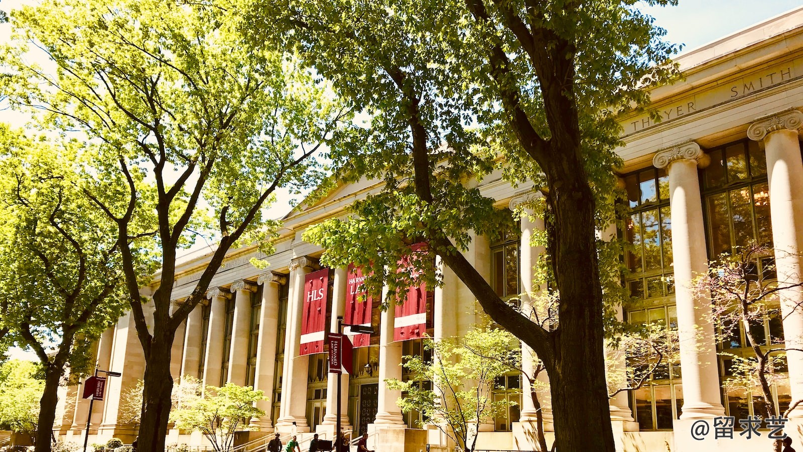 广东财经大学国际学院学费