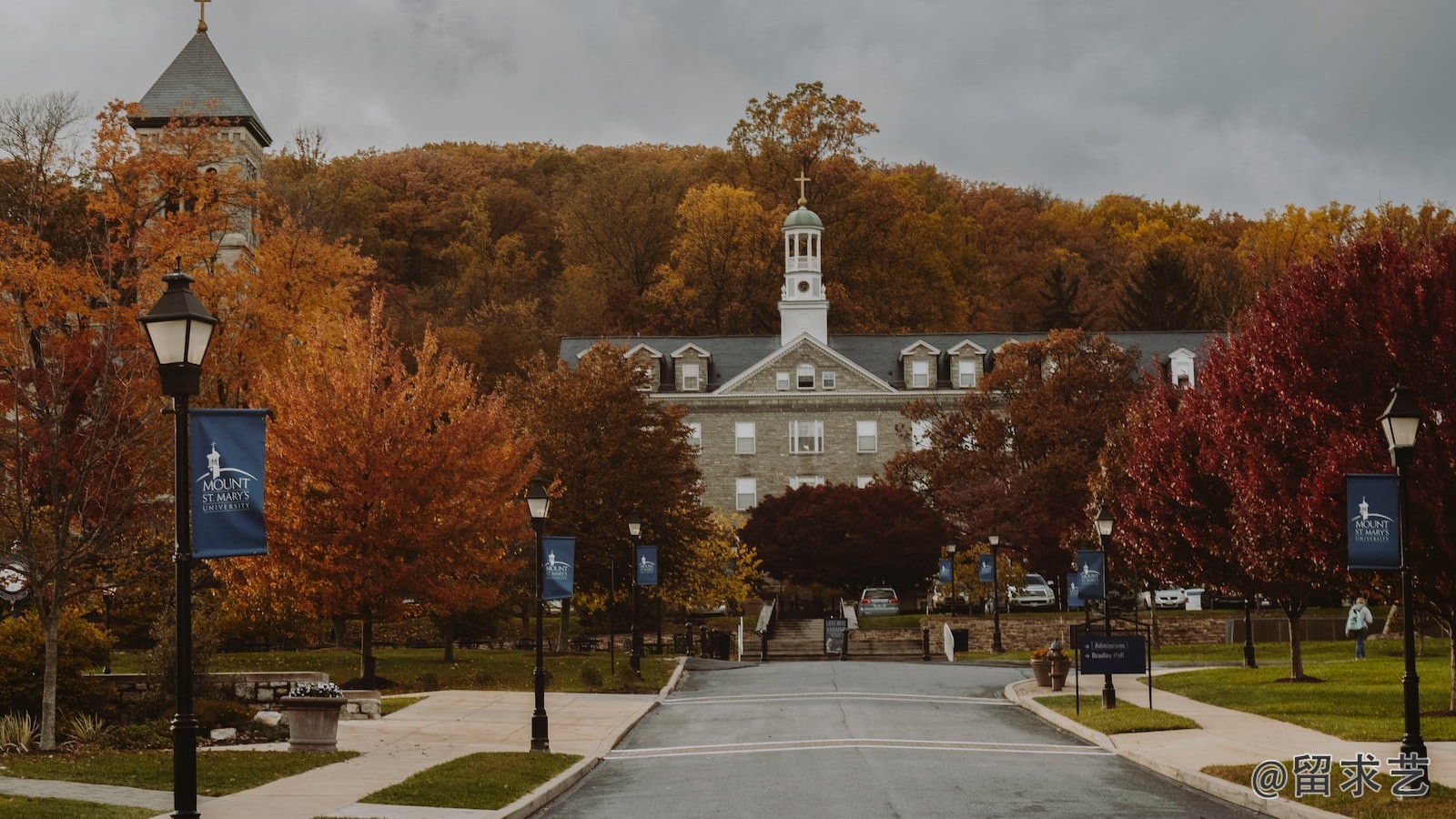 泰国机场可以兑换泰铢吗