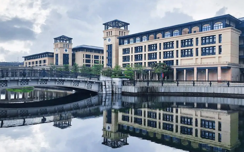 2023年澳门大学申请时间及条件