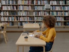 美国留学本科一年要花多少钱?