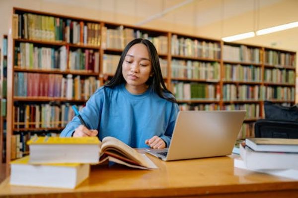 马来西亚理科大学本科申请条件及申请材料