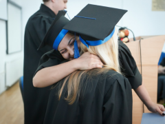 新西兰奥克兰大学申请条件及学费一年多少钱?