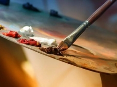 日本艺术留学一年费用是多少钱?