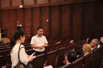 学当代艺术去法国哪个学校？