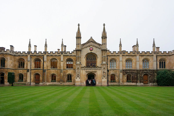 2020年英国建筑学专业大学排名详情