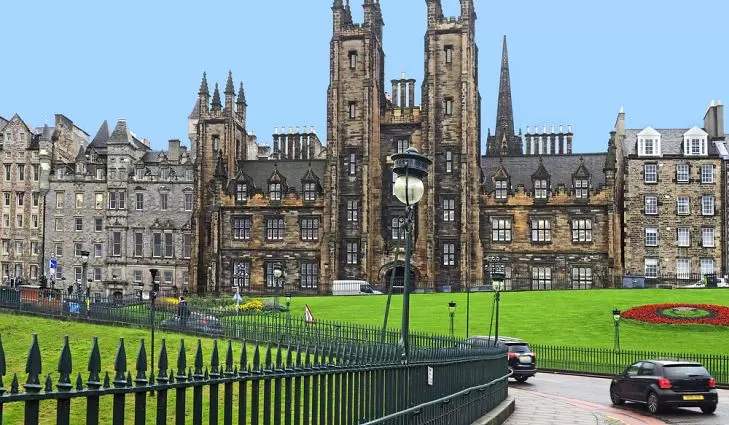 留学英国建筑专业