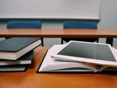 2024年女王大学硕士申请条件及材料清单