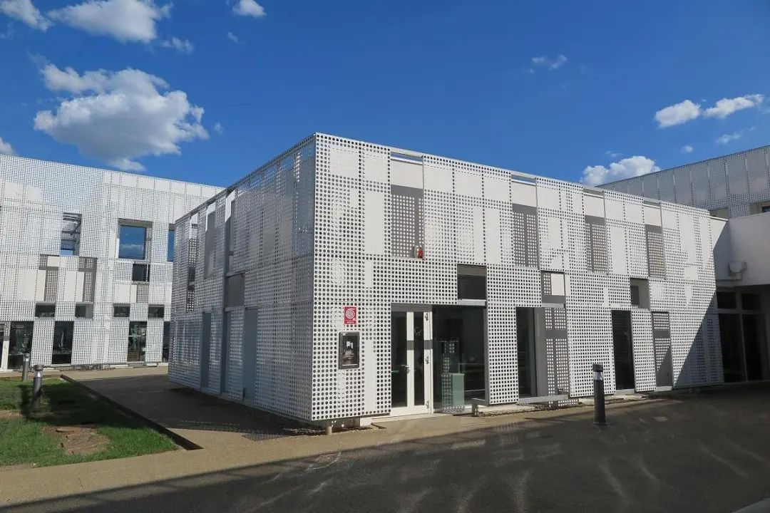 柏丽慕达时装学院申请要求是什么？