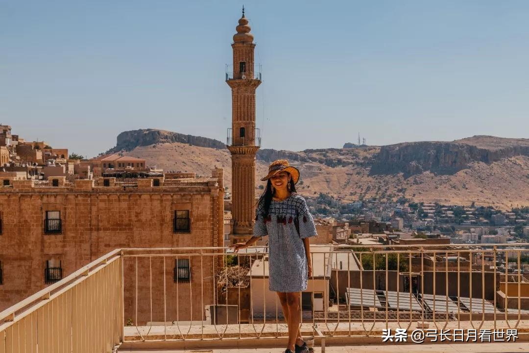 十万块钱可以旅游多久,旅行300天两人花费10元详情分享(图2)