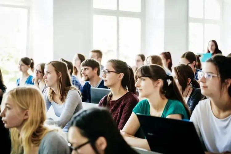 出国留学读教育学博士可以去哪些院校,高性价比的菲律宾院校介绍附时间规划(图1)