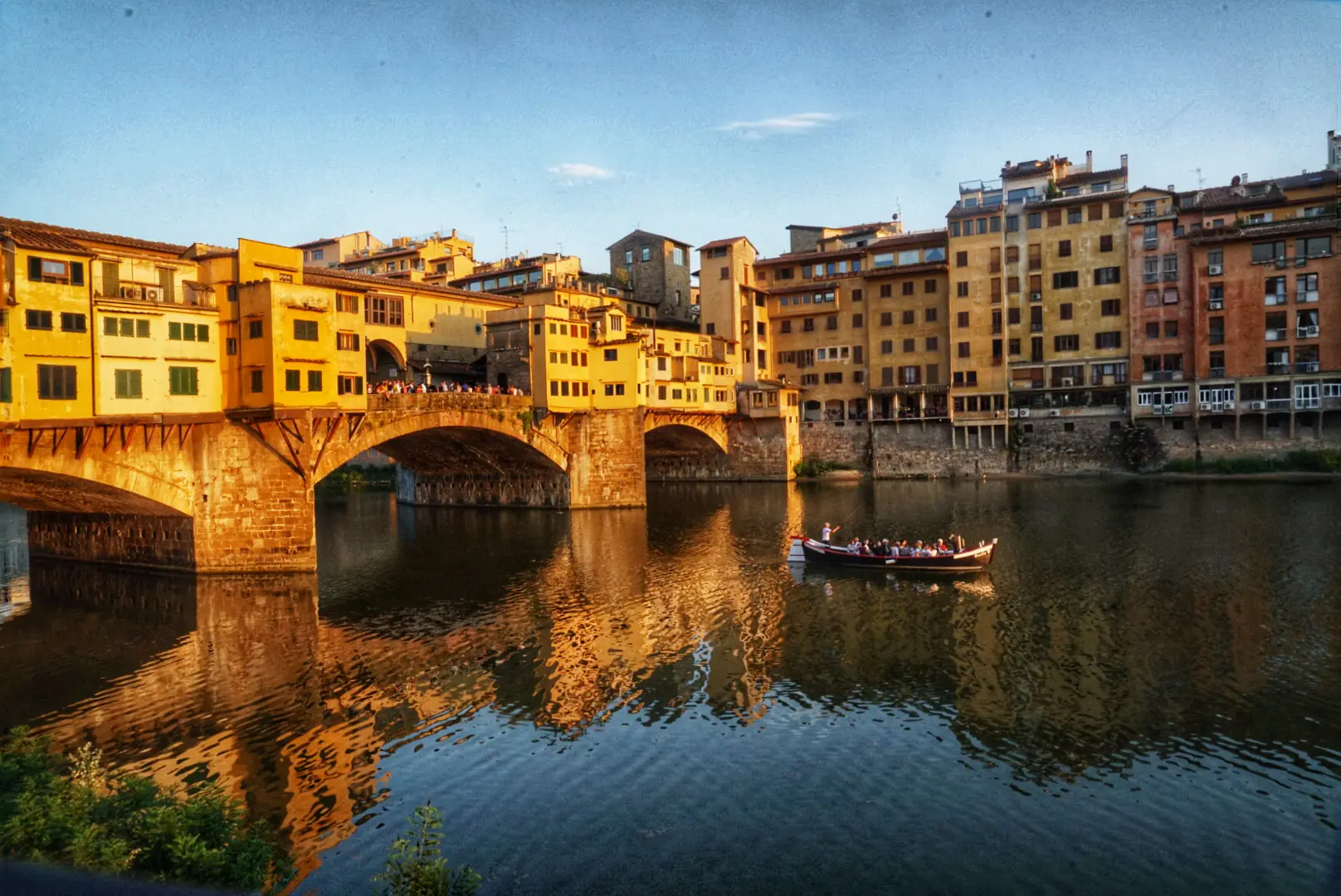 意大利留学每个学校都收取多少费用,意大利各地区部分热门院校的留学注册费用汇总分享(图1)