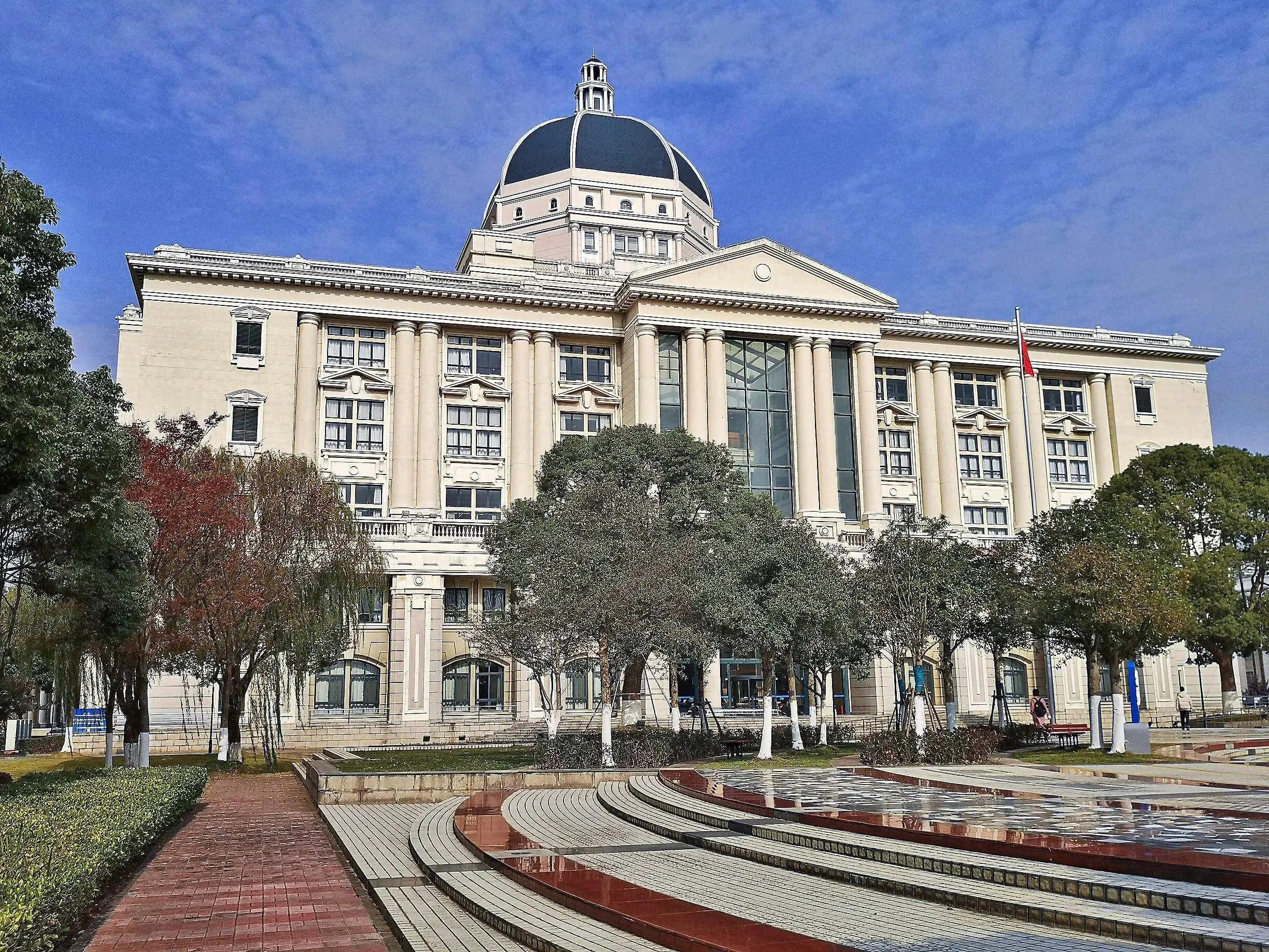 上外出国留学培训班怎么样,最新上海外国语大学硕士留学1+1项目介绍(图2)