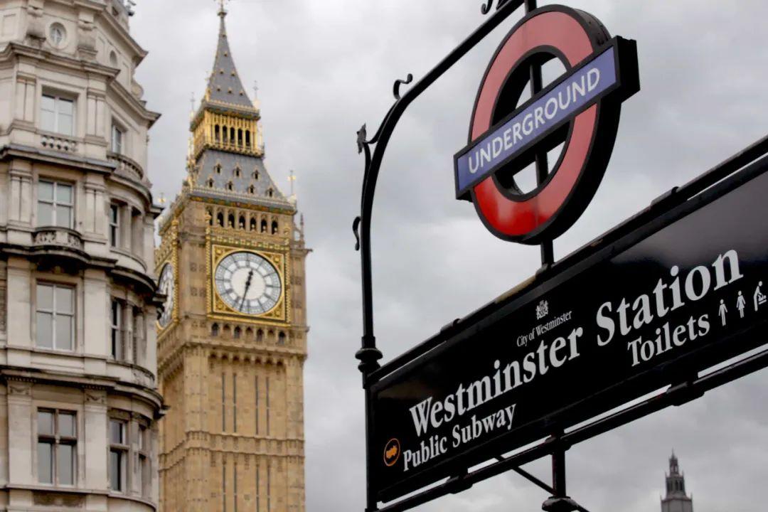 出国留学最赚钱的专业是什么,英国最受雇主青睐大学及专业介绍(图12)