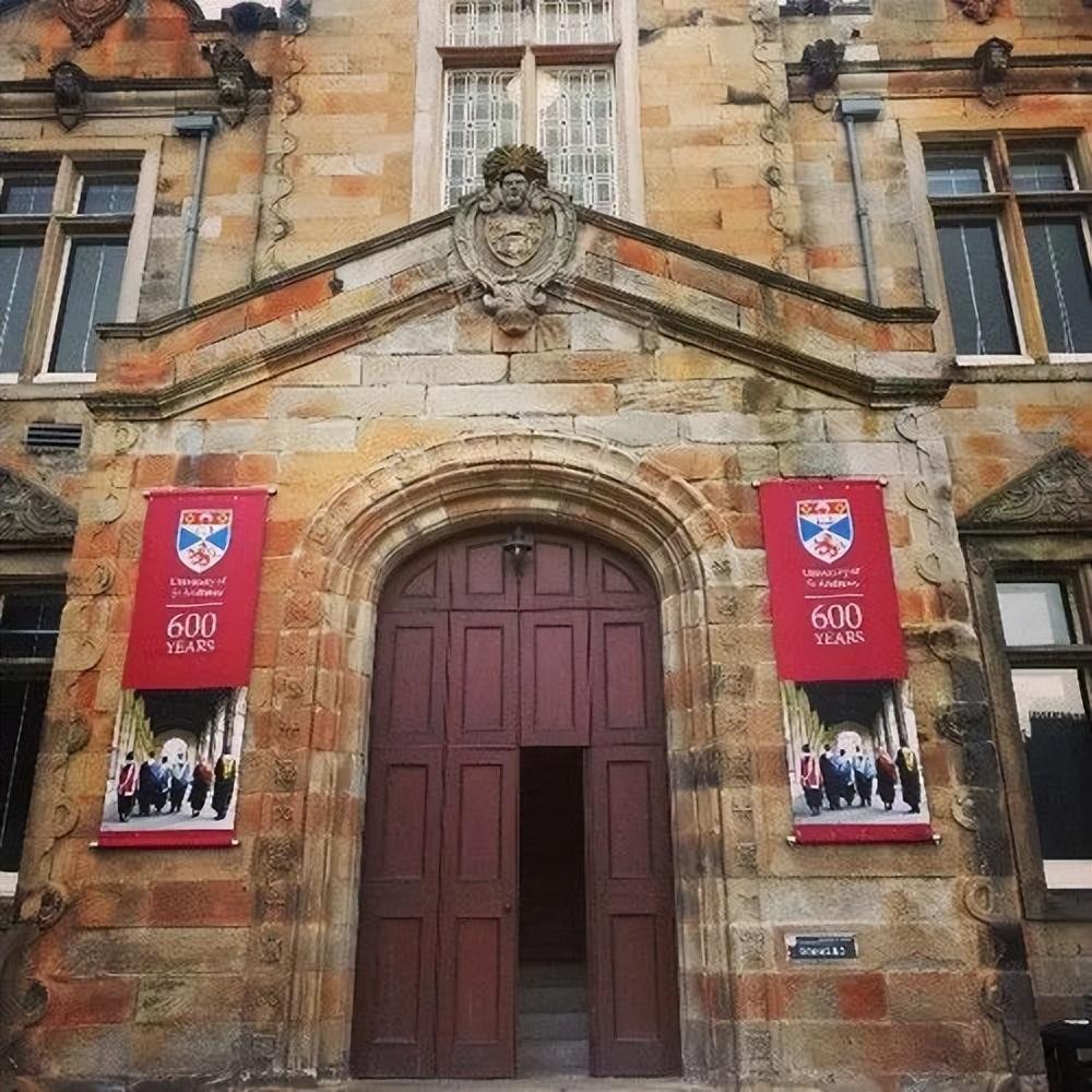 中国留学生少的英国院校有哪些,深受本土学生喜爱的英国大学分享(图5)