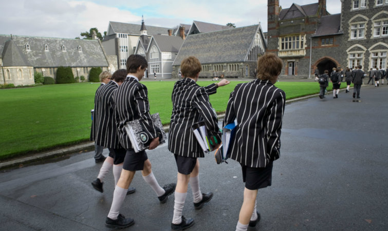 美国的科技公司在美国办学校和私人幼儿园