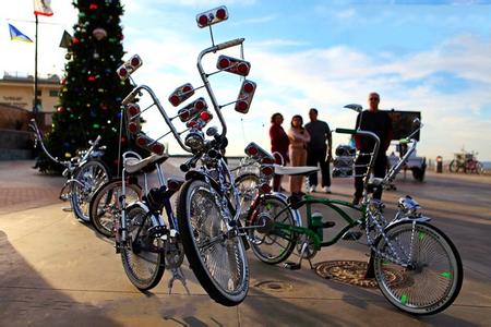 1487505531852524.jpg 律师为美无证移民支招:出门勿带护照,避乘长巴