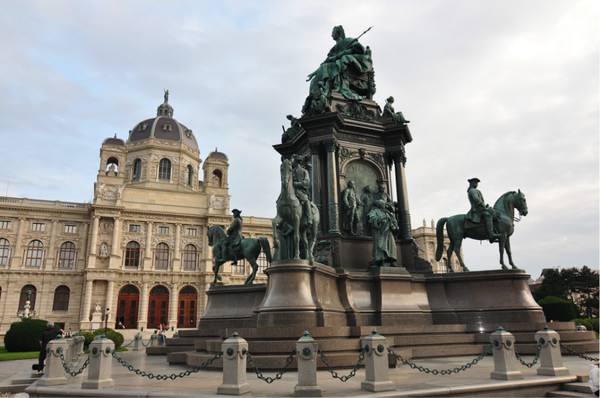 奥地利教育理念输出