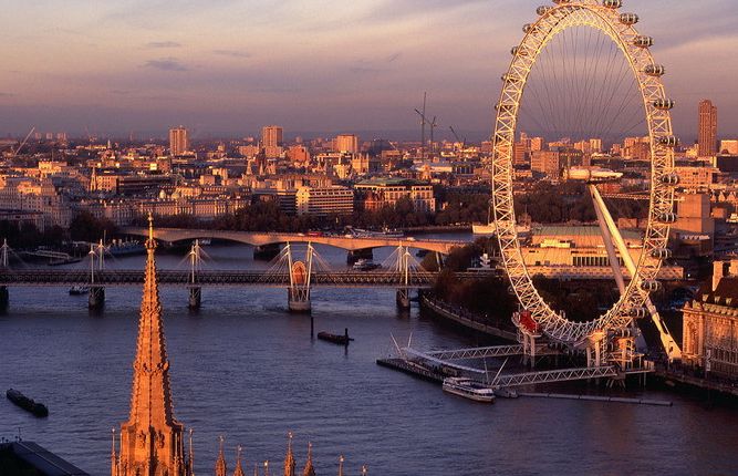 工业设计专业投资英国企业家移民，担任产品设计师