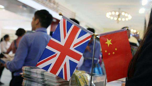 广告传媒工作，移民英国成功匹配投资企业