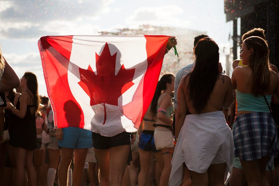 不懂英语，在加拿大寸步难行？大错特错！