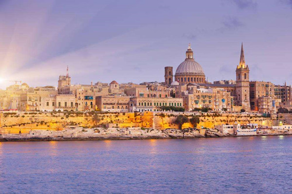 为女儿教育选择了移民马耳他移民,现已顺利登入马耳他 为女儿教育选择了移民马耳他移民,现已顺利登入马耳他