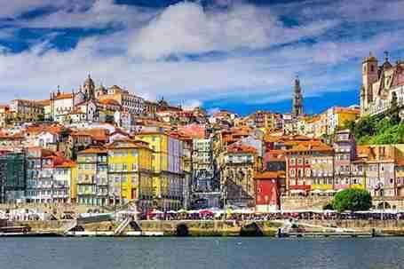 移民11专业团队助贺先生快速成功移民葡萄牙