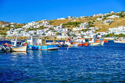 3个月轻松实现欧洲之行 移民11客户喜获希腊永居身份！