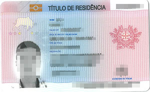 葡萄牙购房送身份 企业经理喜获黄金居留签