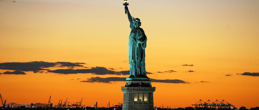 川普政变，限合法移民！彻查2000万入籍、绿卡人士！