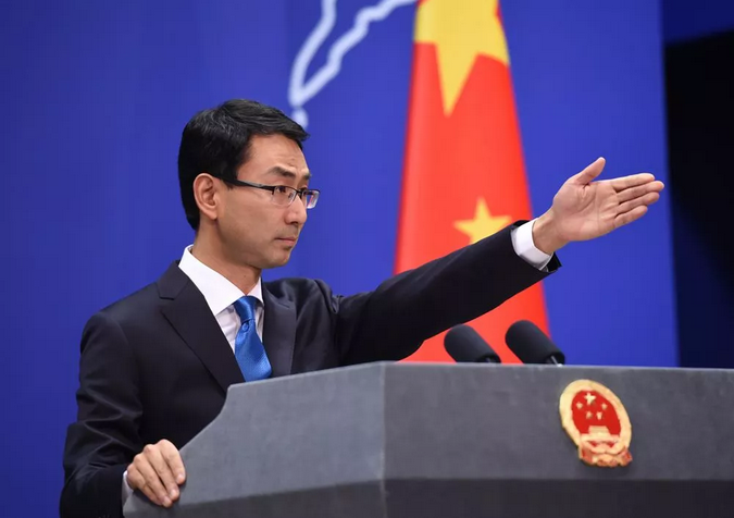 华为CFO在加被非法扣留扣后遭粗暴对待，这就是加国的人权法治？