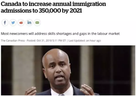 1545998902223784.png 华人入籍正火热,百万移民在路上