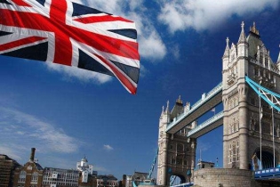 赴英读书为何办英国移民