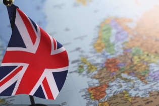 英国政策大规模调整 企业家移民门槛提高