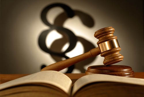 美国法律如何能够管到全球八成企业