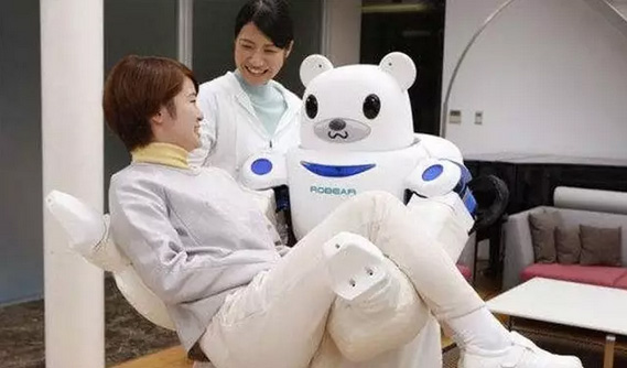 日本养老经验：大数据与机器人