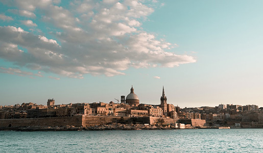 婶来说说马耳他的教育