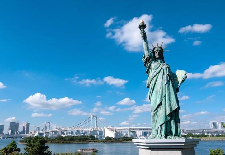 逆天的福利!那么多人都想要的美国绿卡到底有啥用? 逆天的福利!那么多人都想要的美国绿卡到底有啥用?