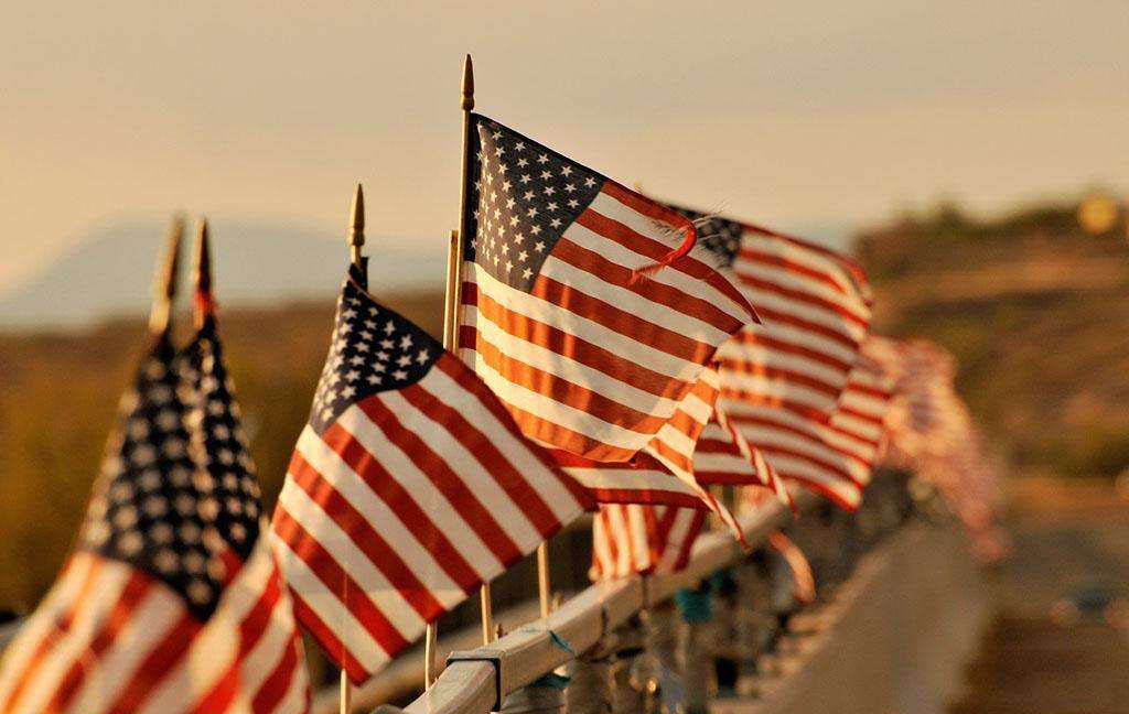 美国杰出人才移民EB1A里的坑和骗局