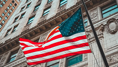 2022财年,美国接纳96.75万新移民