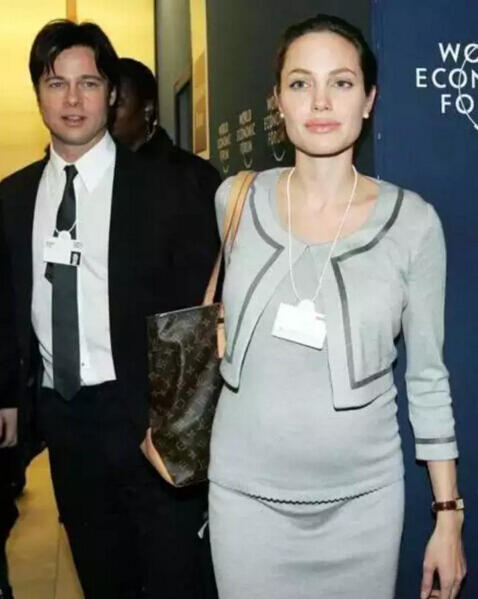 揭示透过皮特的婚戒你看到了什么？